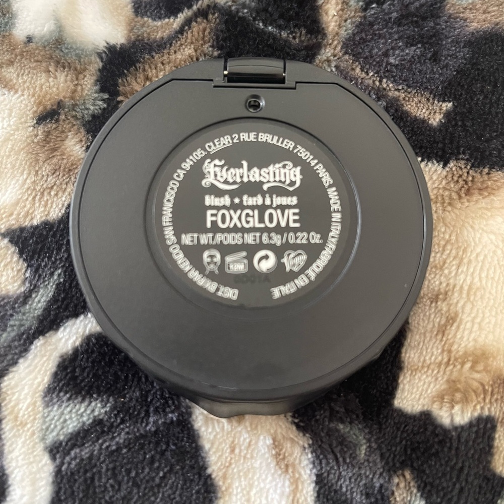 Kat Von D Foxglove Everlasting Blush - Picture 7 of 7